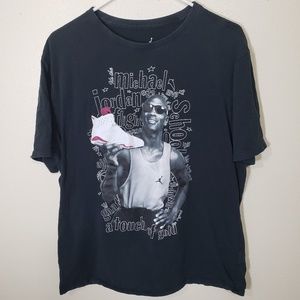 🧨🧨Air Jordan Tee In XL MJ Flight School.